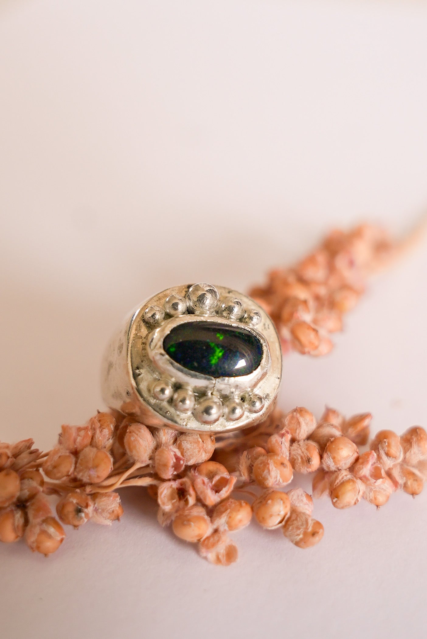 Anillo Amuleto Plutón