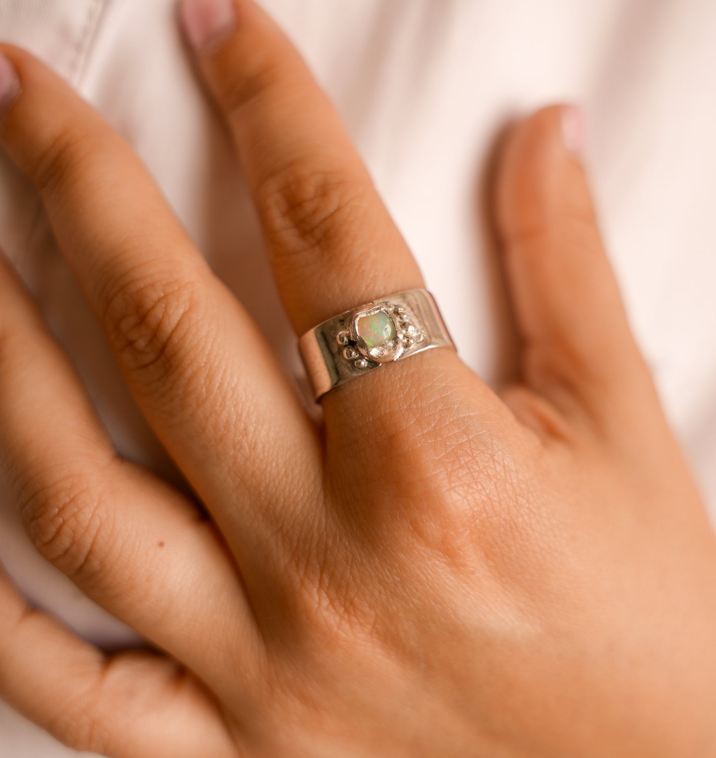 Anillo Amuleto indradha