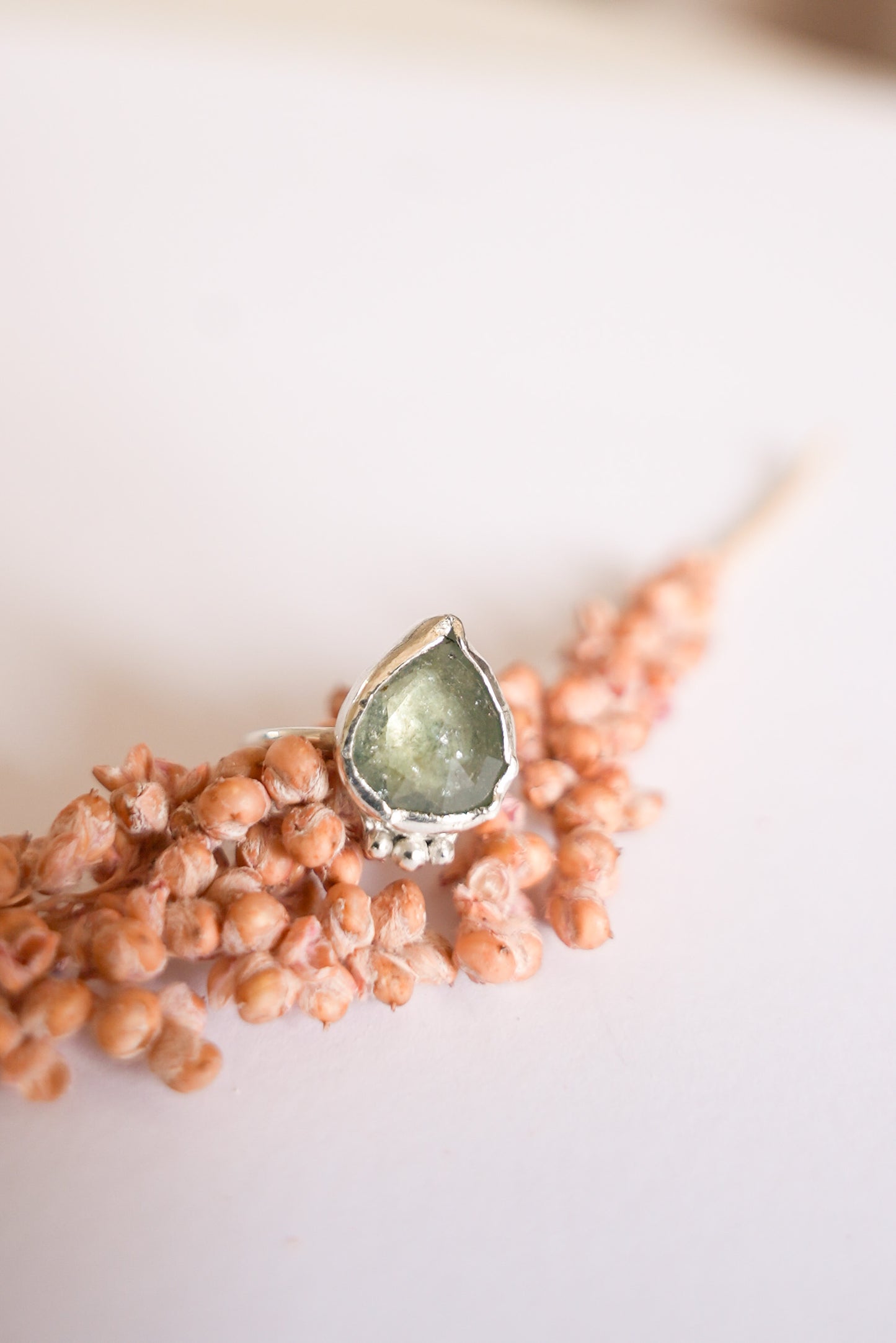 Anillo Amuleto Lirio