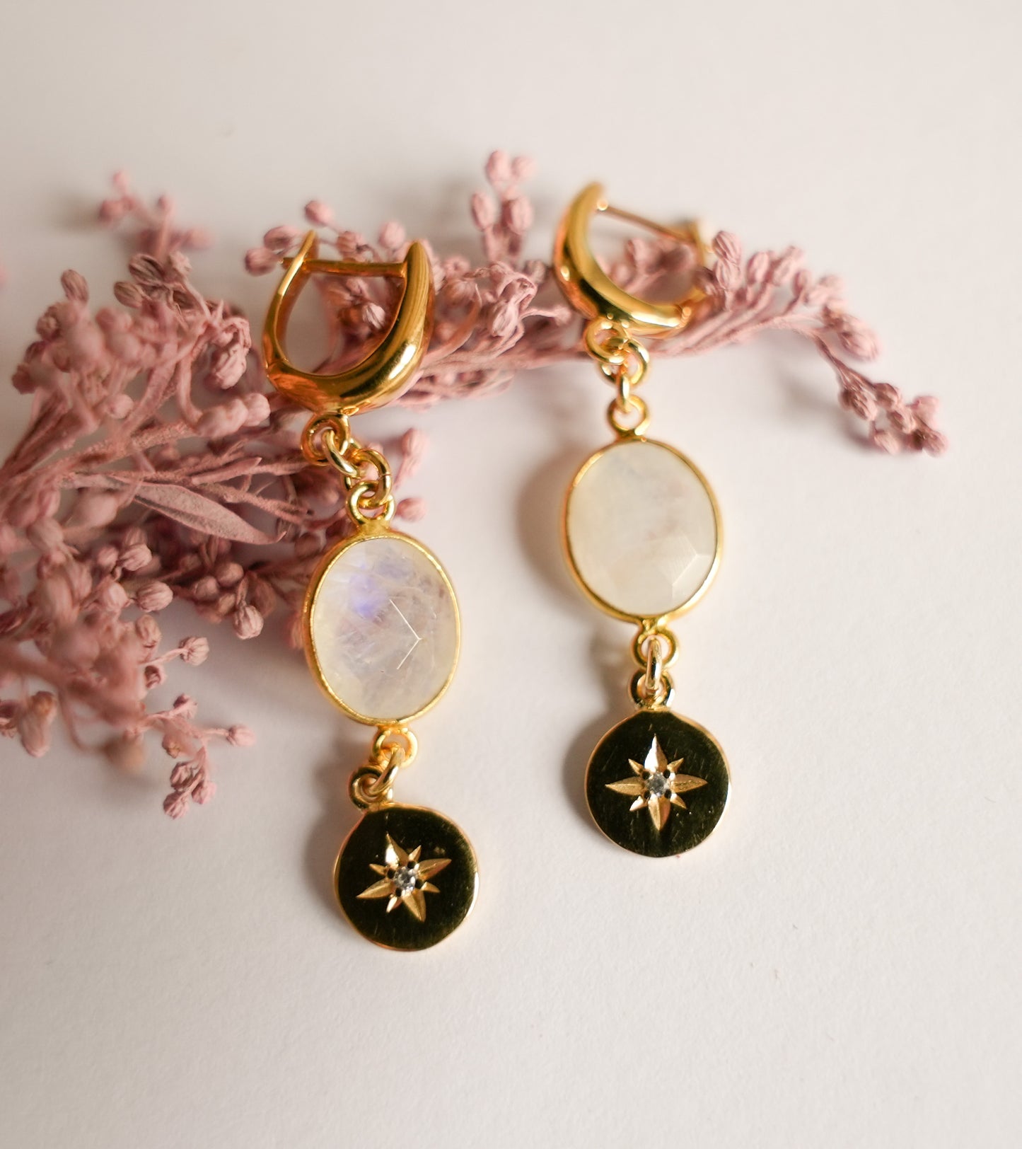 Pendientes Amuleto Menae