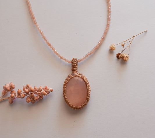 Macramé Cuarzo Rosa