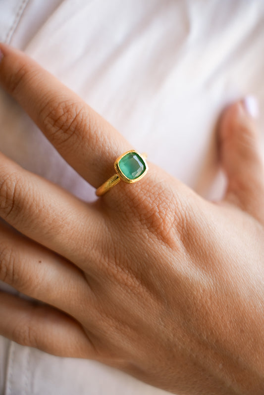 Anillo Amuleto Anatolia Ónix verde