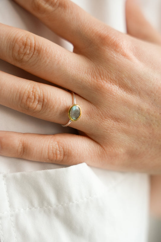Anillo Amuleto Keops Labradorita