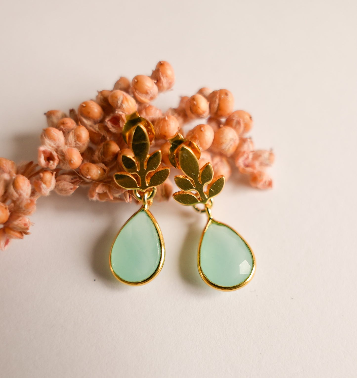 Pendientes Amuleto Leah Calcedonia Azul